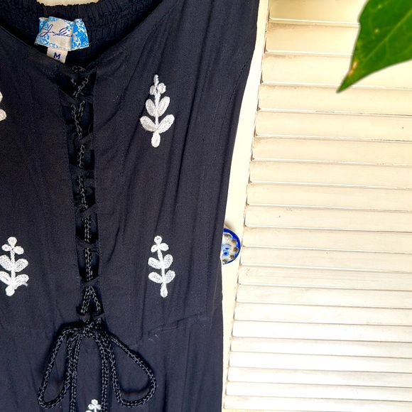 J.GEE Embroidered Dress - Picture 3 of 5